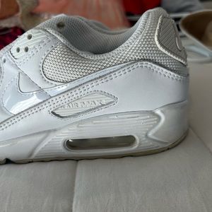 Great condition Air Force sneakers, white missing, laces